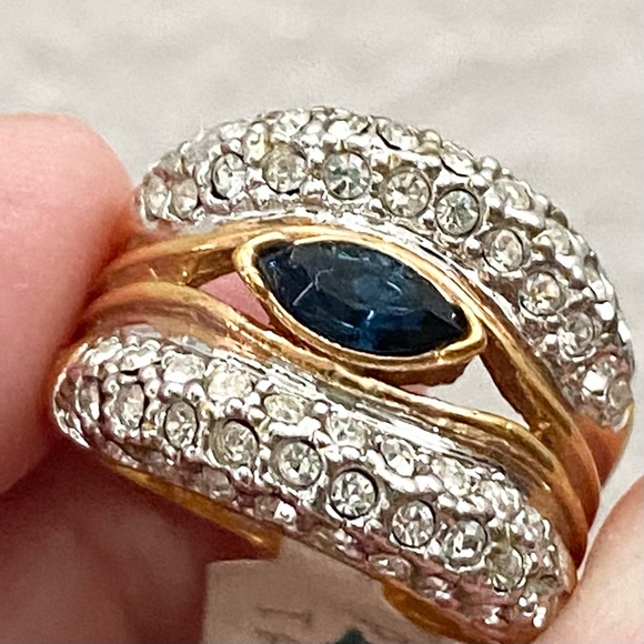 Vintage Blue Sapphire Rhinestone Gold-plated Statement Ring Size 6 - Picture 3 of 15